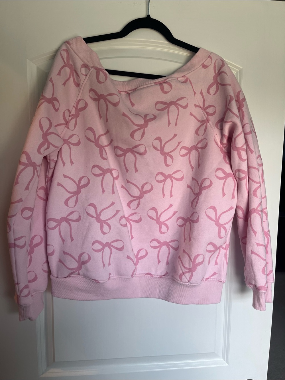 White Fox Vol.1 Pink Bow Print Sweatshirt - Picture 5 of 5